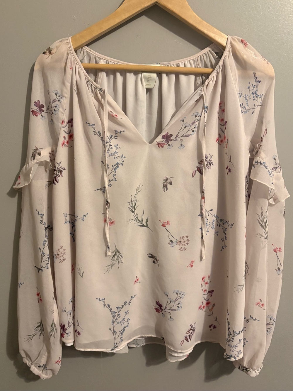 St. Tropez West Pale Pink Floral Blouse